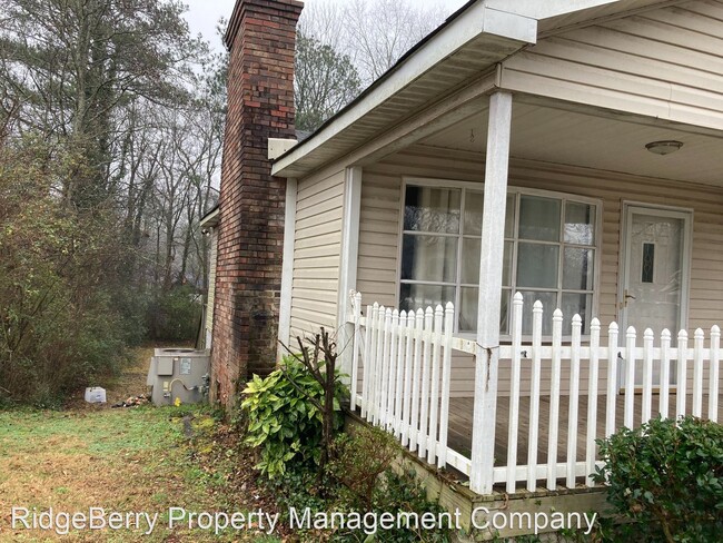 Building Photo - 2 br, 1 bath House - 7 Paris Dr. SW