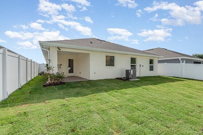 Building Photo - 3 Bedroom, 2 Bath Single Family Home