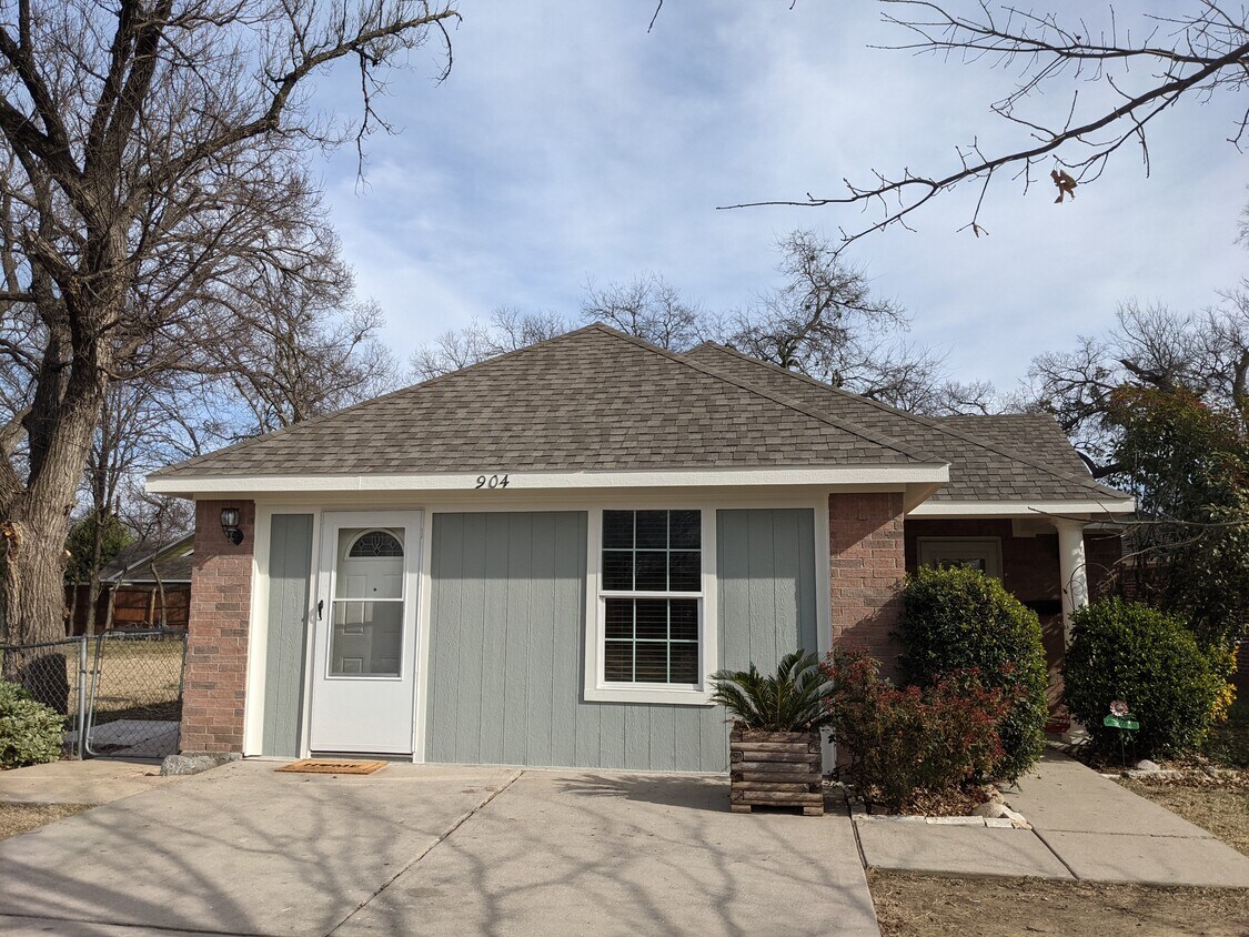 904 Canal St, McKinney, TX 75069 House Rental in McKinney, TX