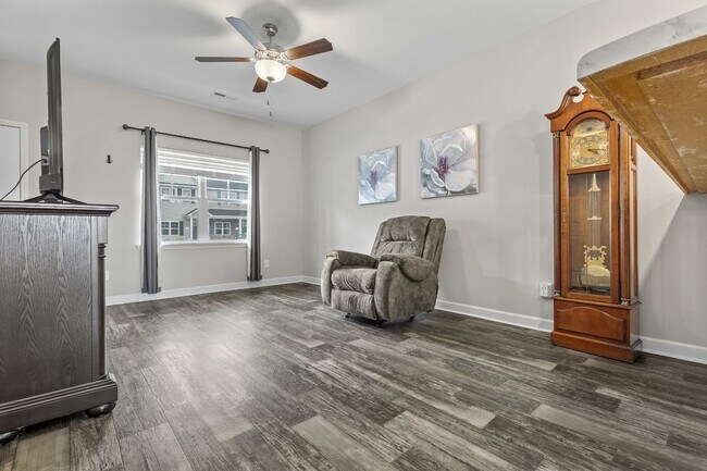 Building Photo - Marshall Farms Beauty with Dual Suites & Open-Concept Living