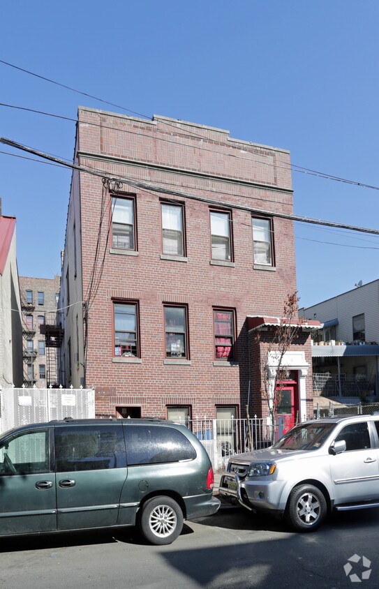 Building Photo - 2009 Mapes Ave