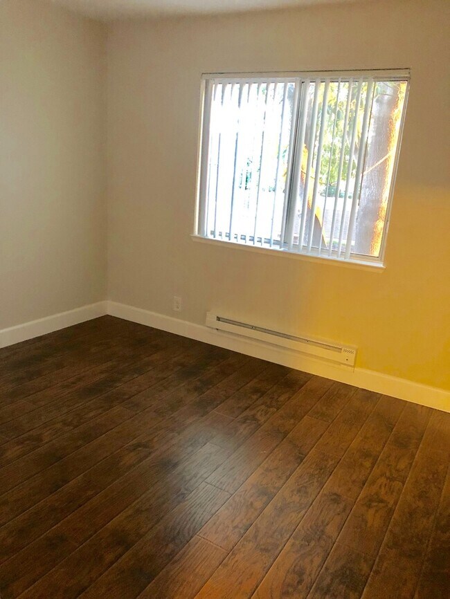 Foto del edificio - 3365 Foxtail Terrace