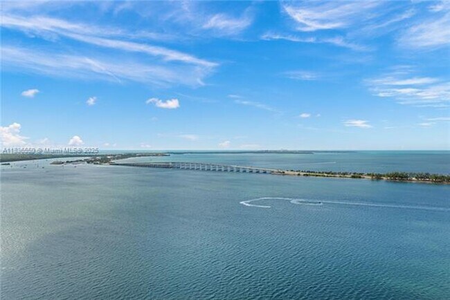Foto del edificio - 1643 Brickell Ave