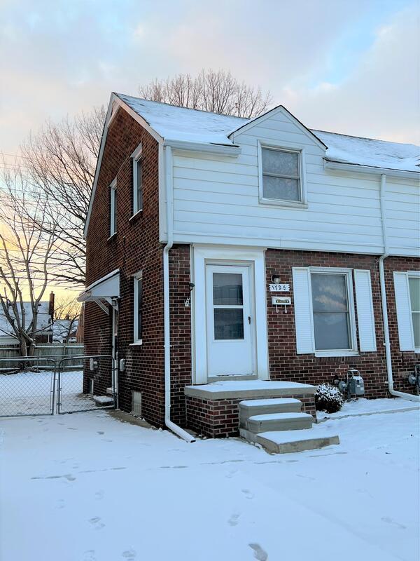 Primary Photo - 1728 15th St