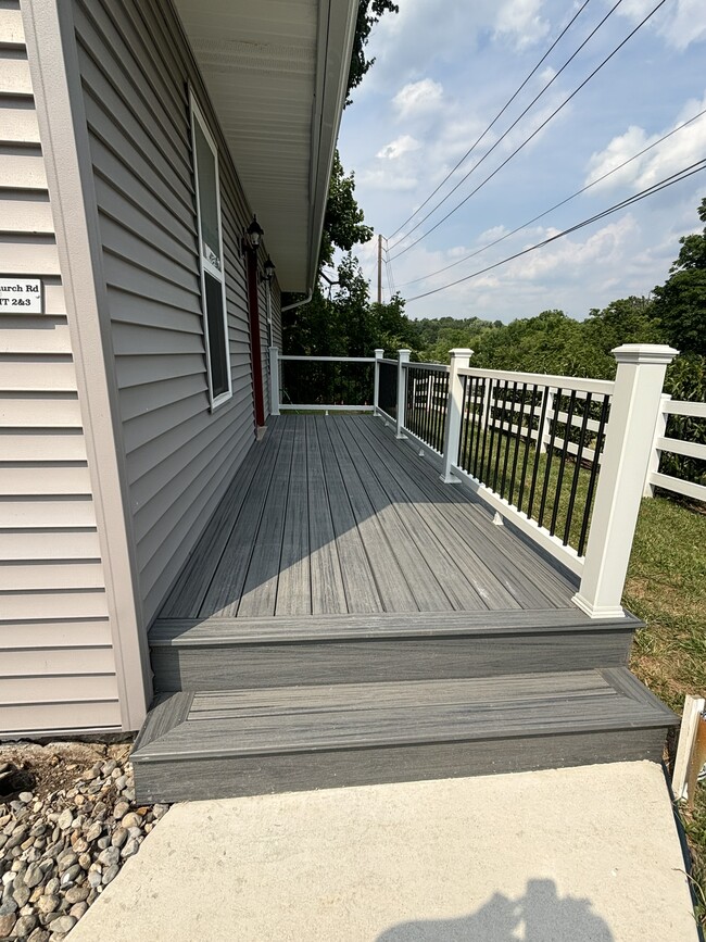 2nd floor entry porch - 31 Church Rd