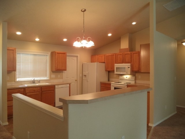 Foto del edificio - 814 W Oakmont Avenue
