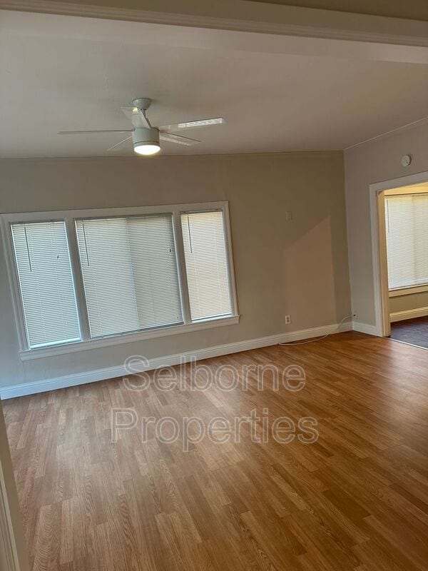 Foto del edificio - 1945 26th Ave