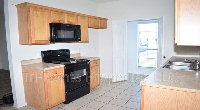 Building Photo - 126 Collett Ct