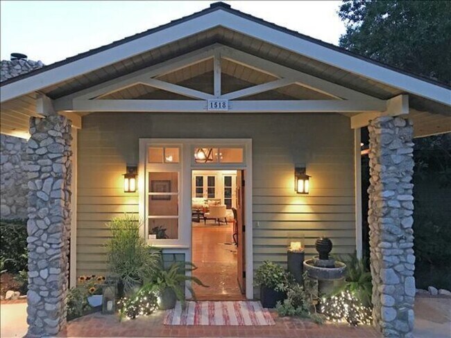 Foto del edificio - 1518 Olive Ln