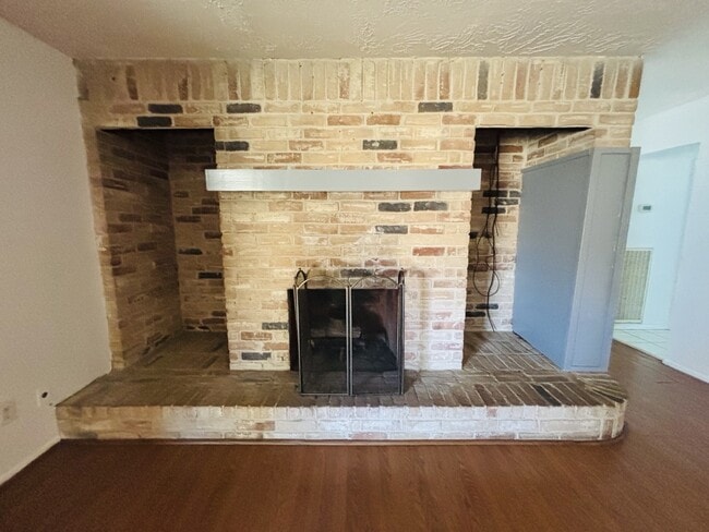 Foto del edificio - 9515 Water Park Ct