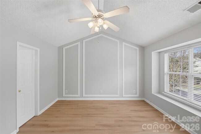 Building Photo - 8144 Christmas Ct