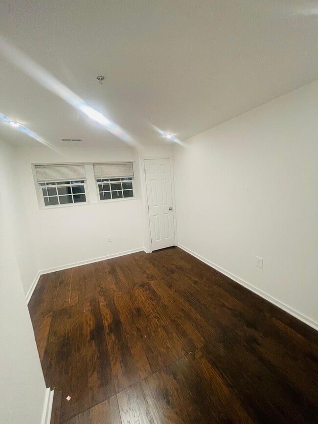 basement room1 - 10340 Bridle Ct