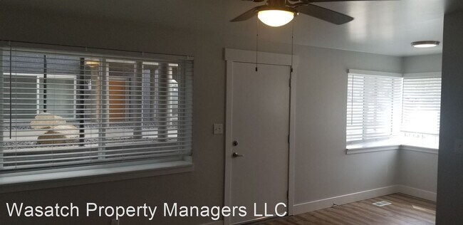 Foto del edificio - 1 br, 1 bath House - 181 E. Helm Ave #B