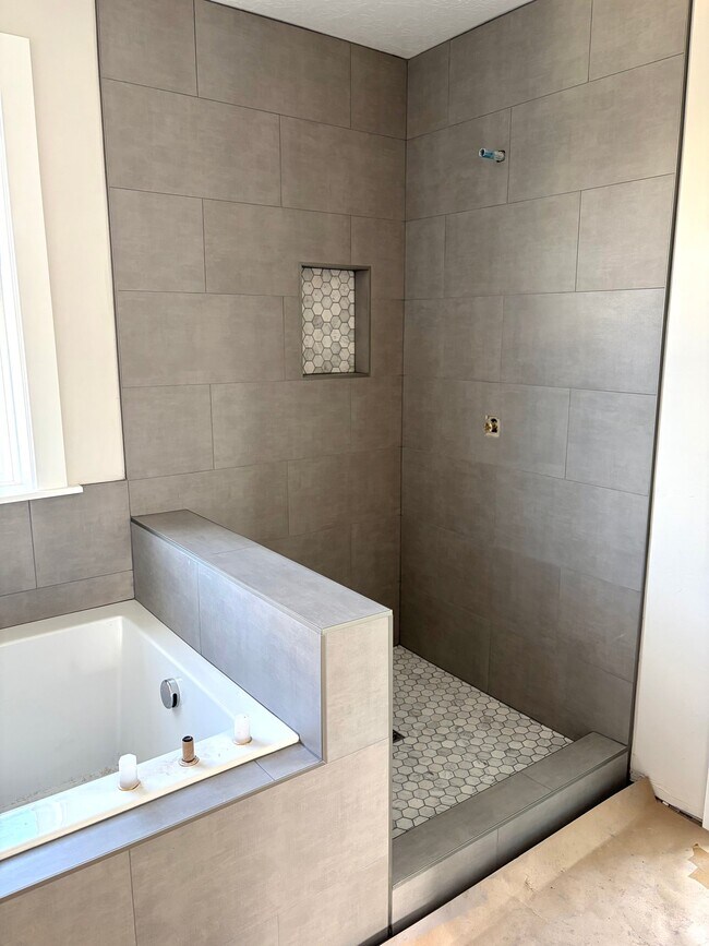 Foto del edificio - 4404 Mille Lacs Dr