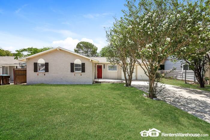 Primary Photo - Gorgeous Home 18 minutes from Seaworld!