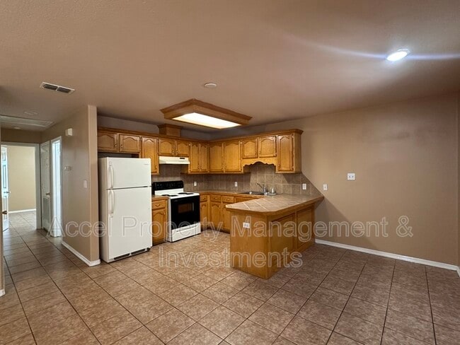 Foto del edificio - 811 French Ave