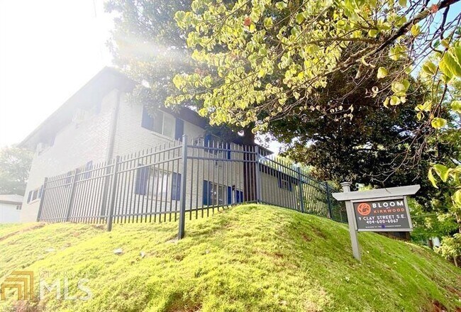 Foto del edificio - 9 Clay St SE