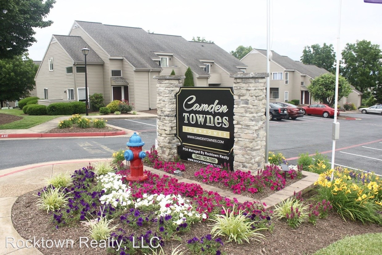 Primary Photo - 1336 Bradley Dr