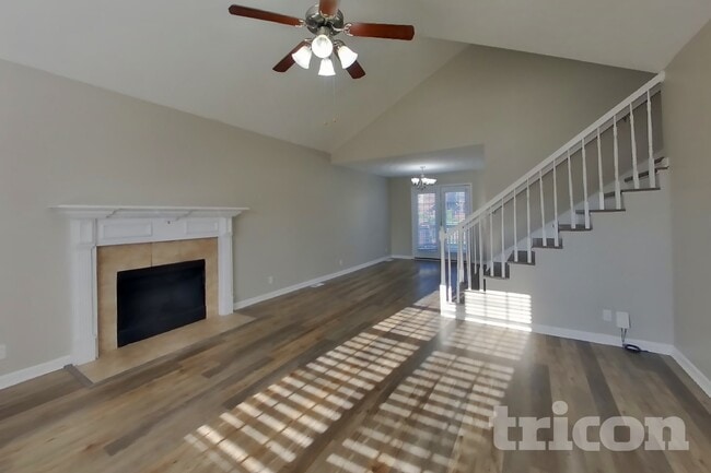 Building Photo - 629 Wolfchase Dr