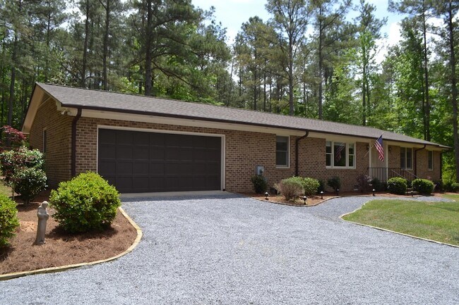 Foto del edificio - 861 Hawthorne Dr