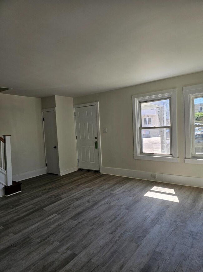 Foto del edificio - 1103 Baldwin St