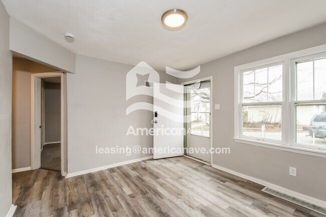 Foto del edificio - 354 Orient Ave