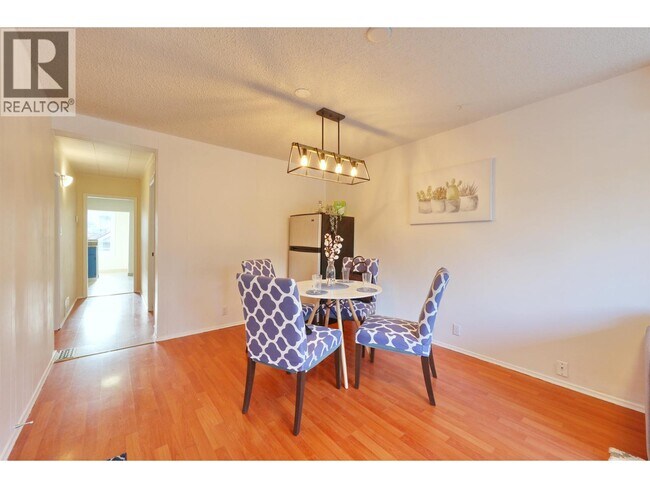 Photo du bâtiment - 1336 E 11th Ave