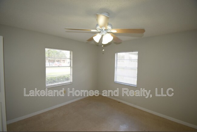 Foto del edificio - 117 Leelon Rd