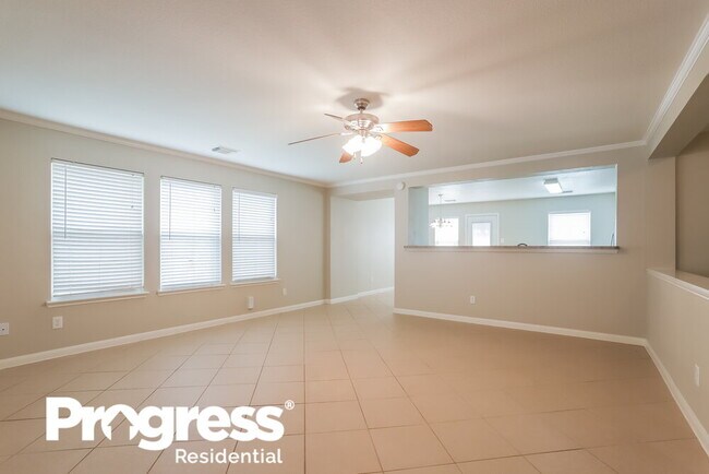 Foto del edificio - 18211 Hammondsport Ln
