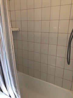 Bath #1 with bath tub - 2316 33rd St