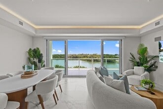 Building Photo - 1020 Sunset Point Rd