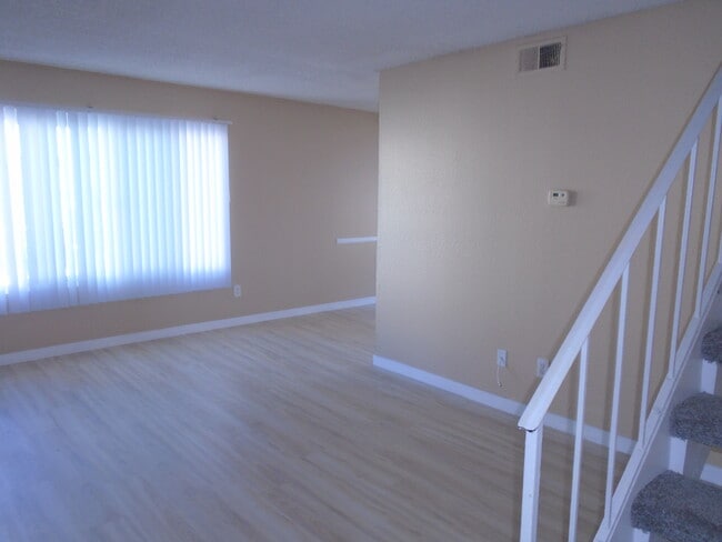 Building Photo - Stonewood Apartments