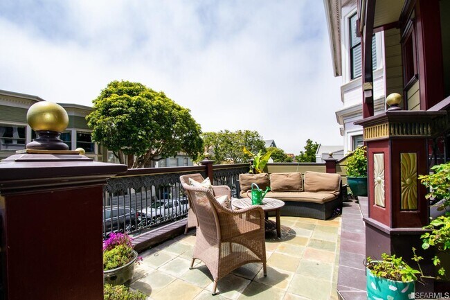 Foto del edificio - 220 Downey St