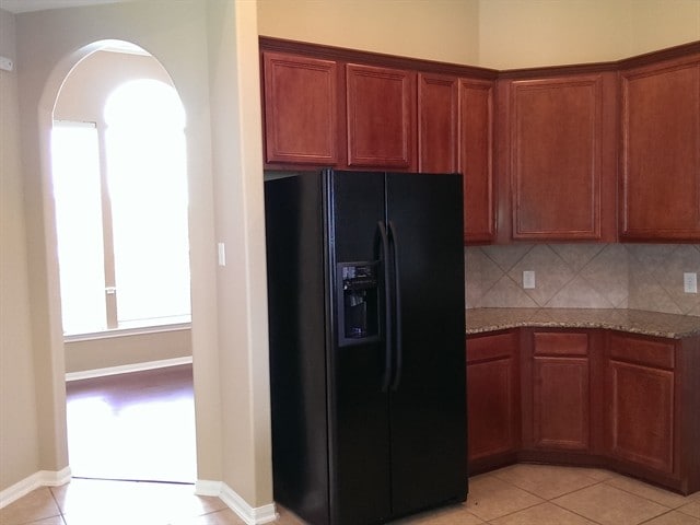 Building Photo - 25118 Auburn Terrace Dr