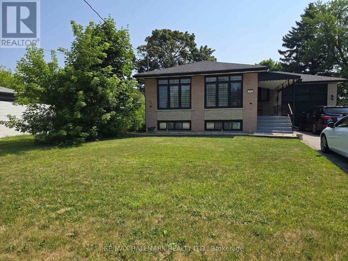 Primary Photo - 211 Norfolk Ave