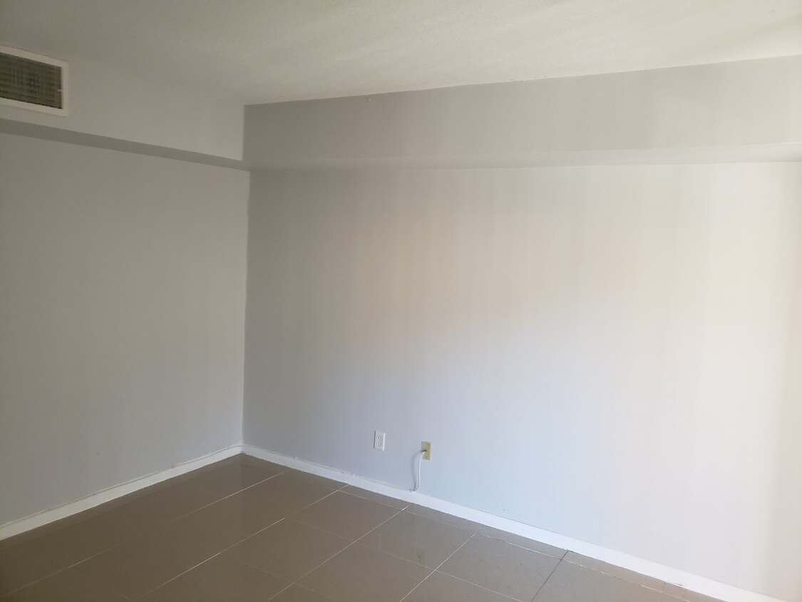 Dormitorio - 11864 SW 8th Ct