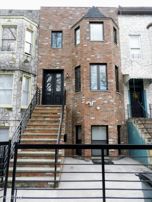 Foto principal - 794 Monroe St