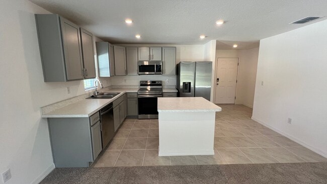 Building Photo - BEAUTIFUL 3BD/2BA Home in Palm Bay!!