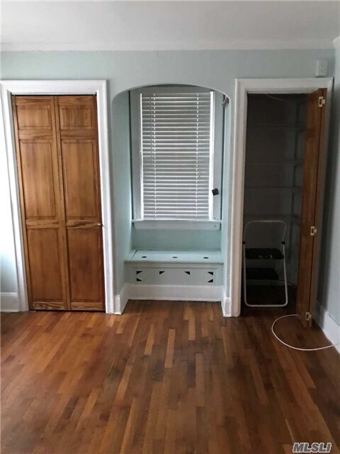 Foto principal - 45-50-50 158th St