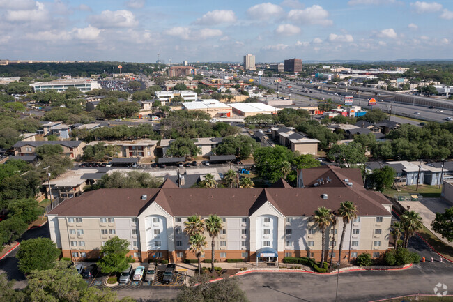 Converse apartments outlet