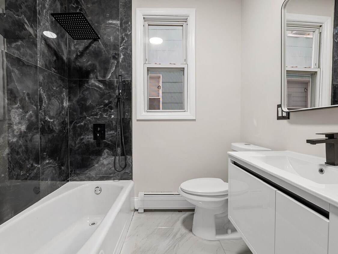 3-Bedroom Gem with Modern Comfort in Bayonne – 1300 Sq. Ft. of Urban Living!" - 3-Bedroom Gem with Modern Comfort in Bayonne – 1300 Sq. Ft. of Urban Living!"