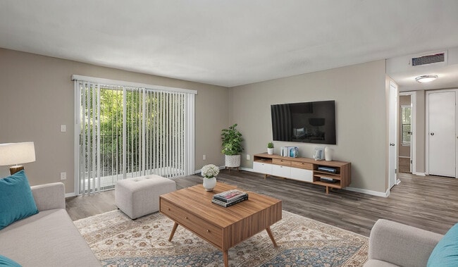 Building Photo - Lifestyle at Lakeshore