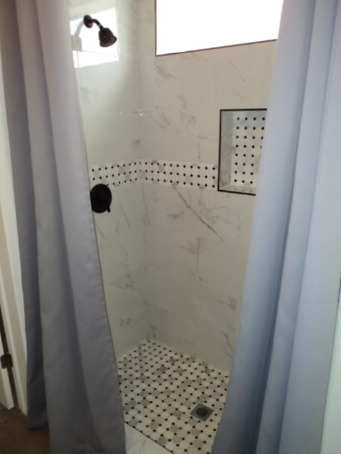 Building Photo - 575 Hagens Aly