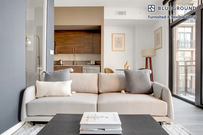 Building Photo - 600 H St NE