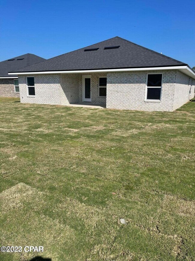Building Photo - 3843 Heartwood St