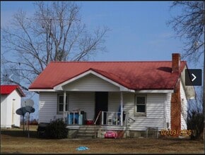 Building Photo - 790 Charlie Jones Rd