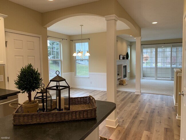 Building Photo - 2 br, 2.5 bath  - 7322 Watermark dr