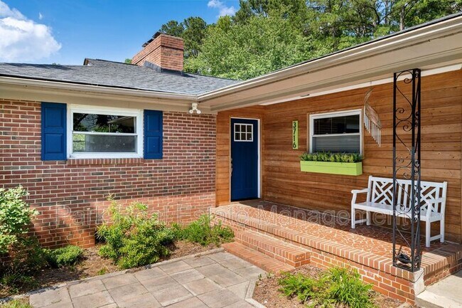 Foto del edificio - 3716 Britt St