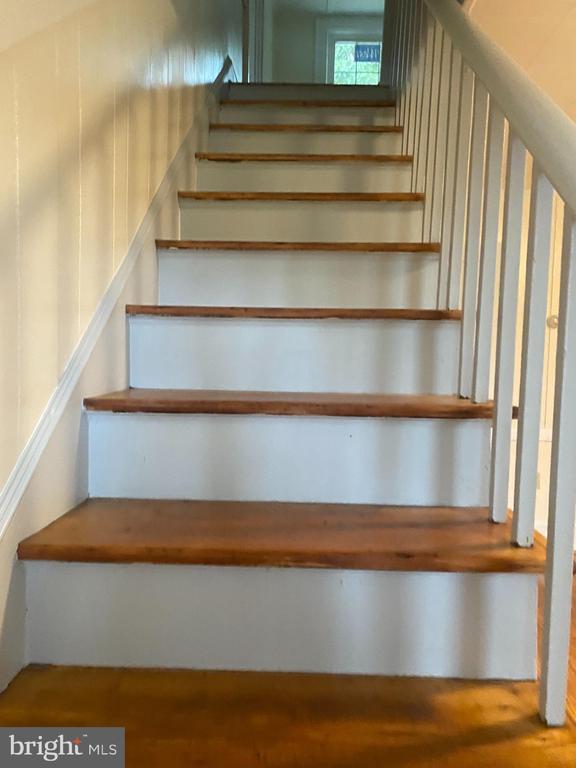 Foto del edificio - 241 Edward Ln