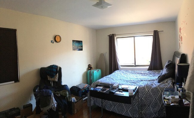Foto del edificio - 2801 E 26th St